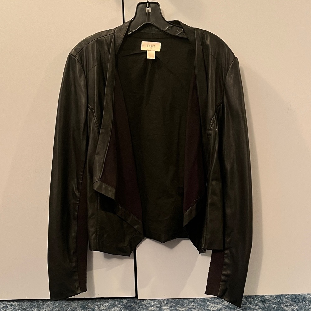 LOFT Women's Sleek Mixed Material Black Faux Leather Lightweight Jacket
